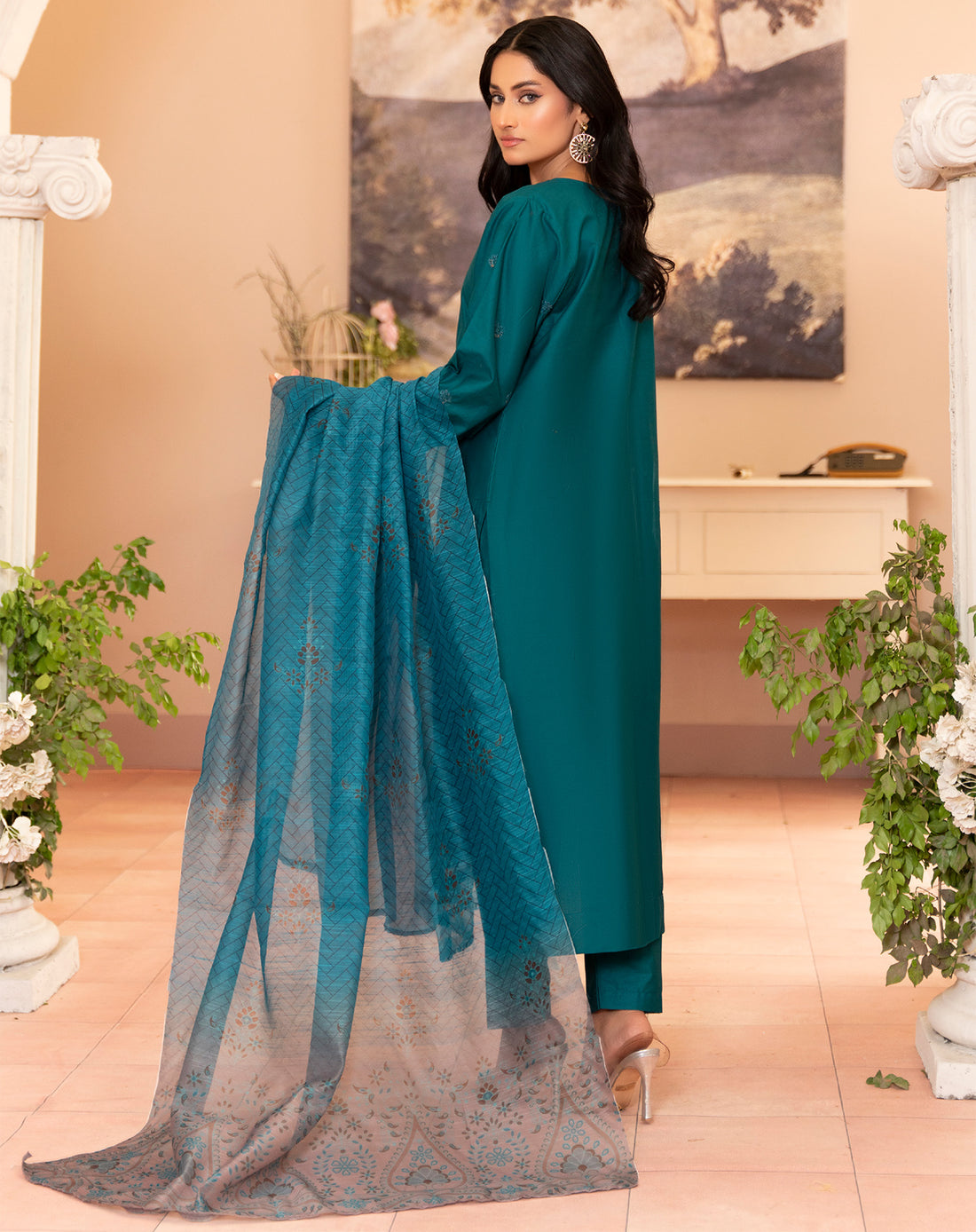 Roshi Multi Chikankari Lawn - 3Pc - Vol-559- D-01