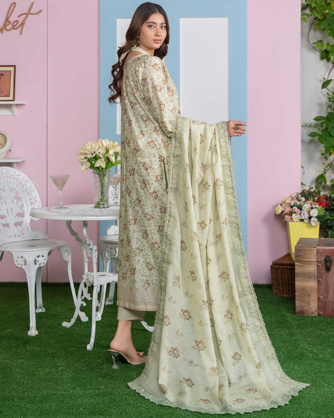 Emel - Digitally Printed Emb Lawn - 3 PC - Vol-573- D-07