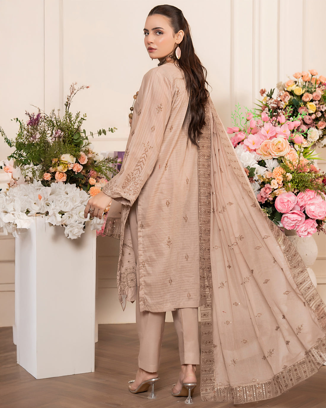 Amrish - Bana Doriya EMB Lawn - 3Pc - Vol-580- D-05