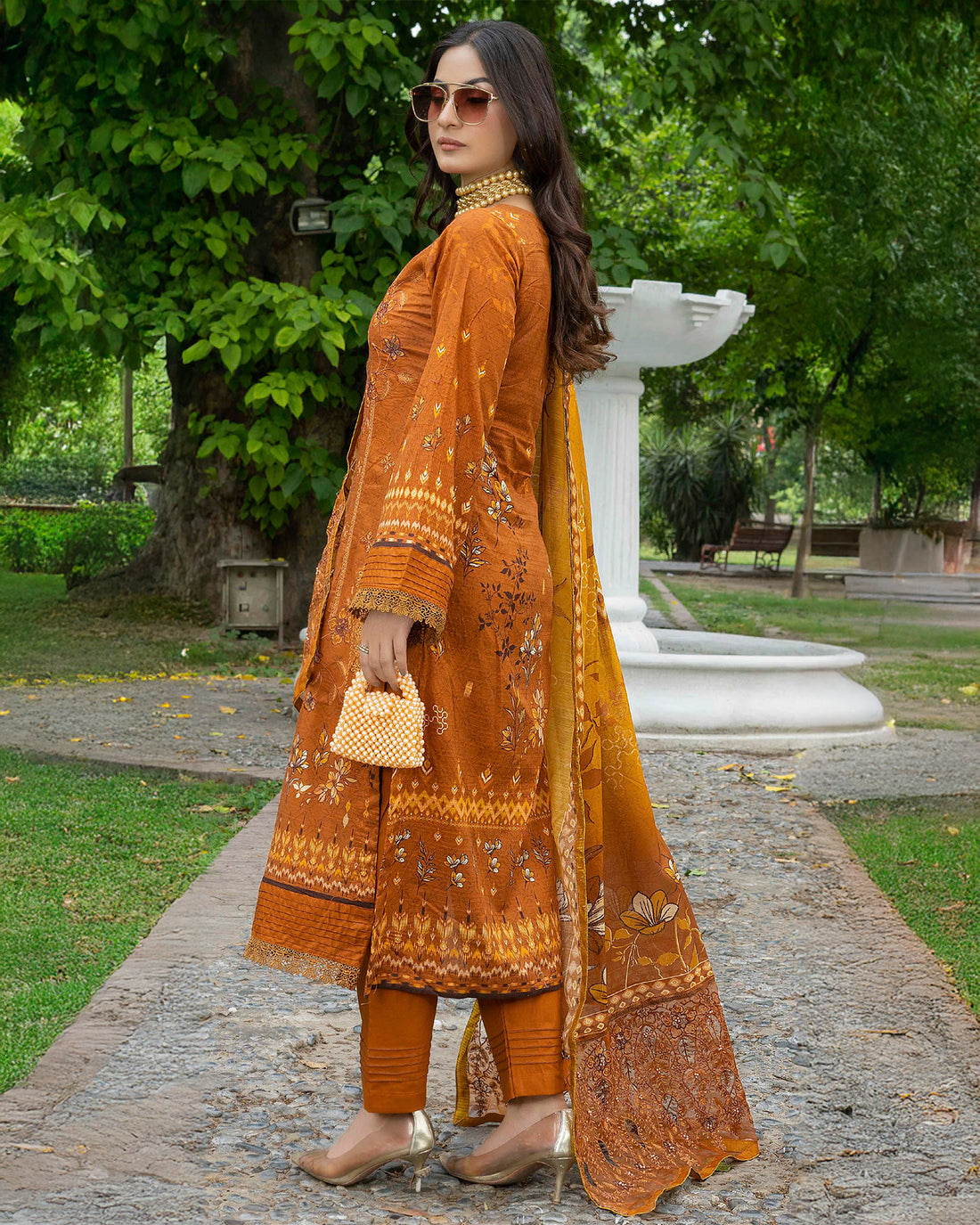 Aashiyana - Digitally Printed Emb Bana Dora Lawn - 3 PC - Vol 521 - D-05